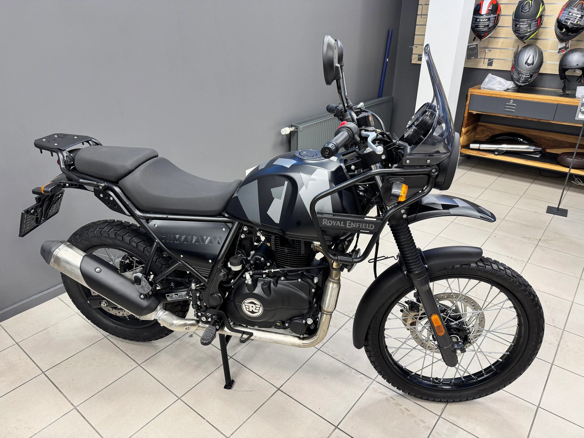 Royal Enfield Himalayan 411
