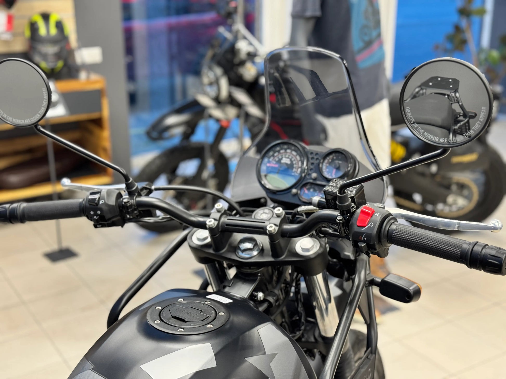 Royal Enfield Himalayan 411