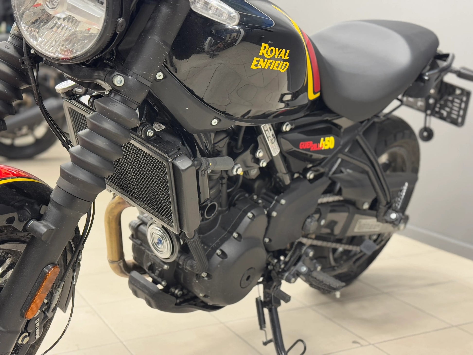 Royal Enfield Guerilla 450