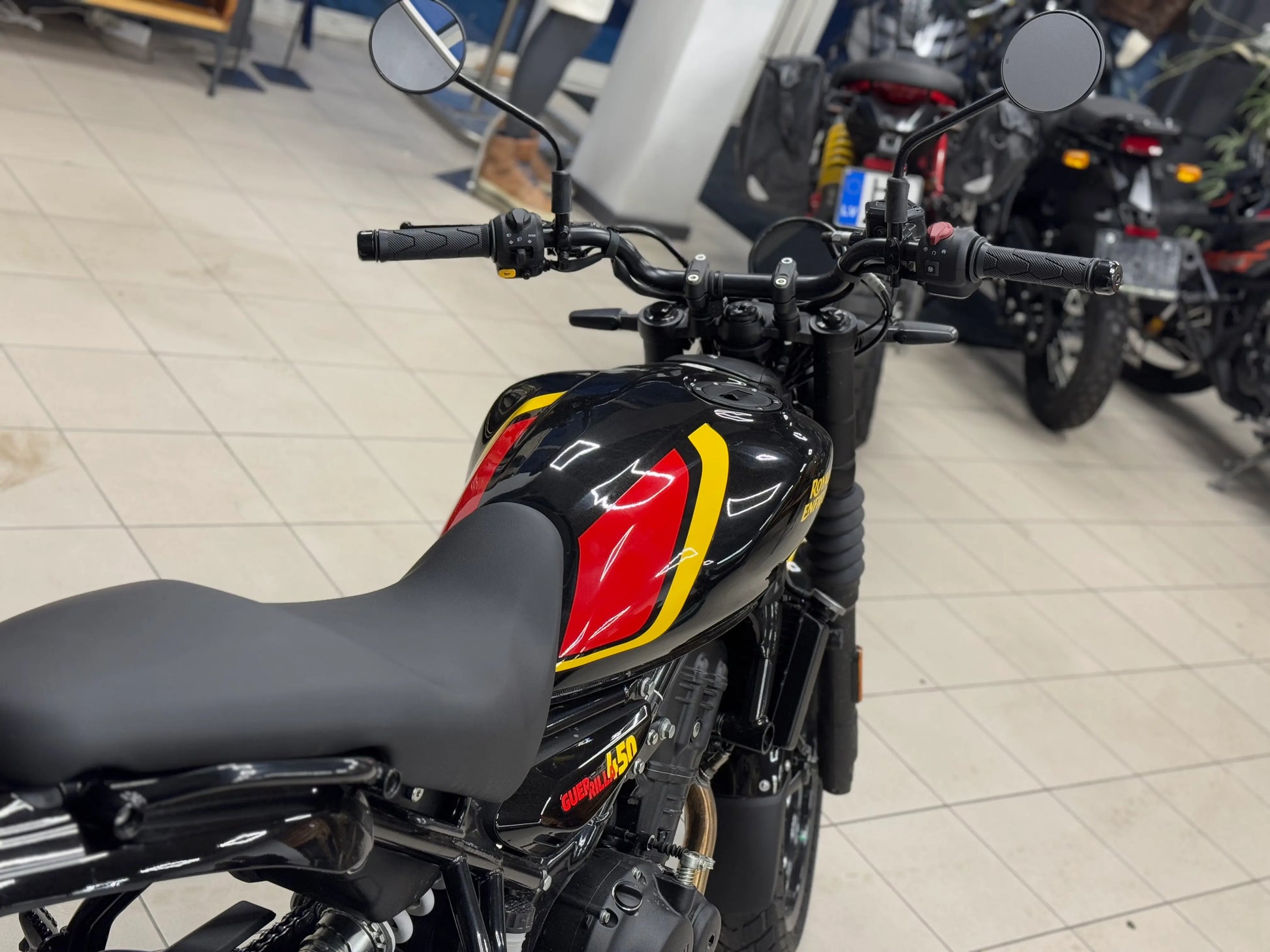 Royal Enfield Guerilla 450