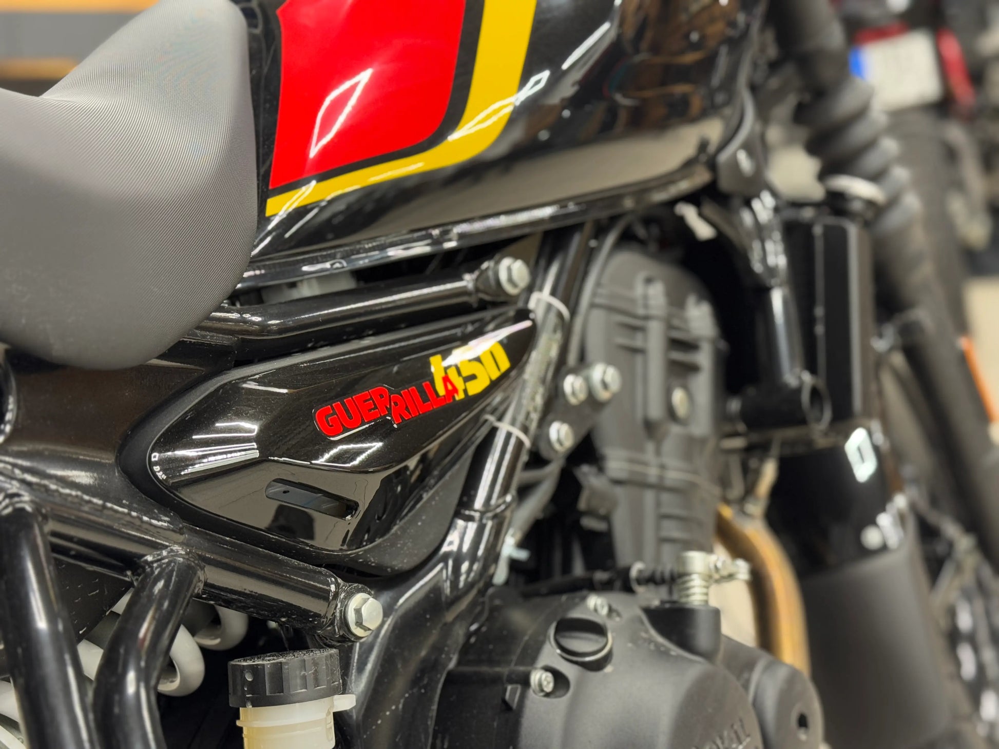 Royal Enfield Guerilla 450