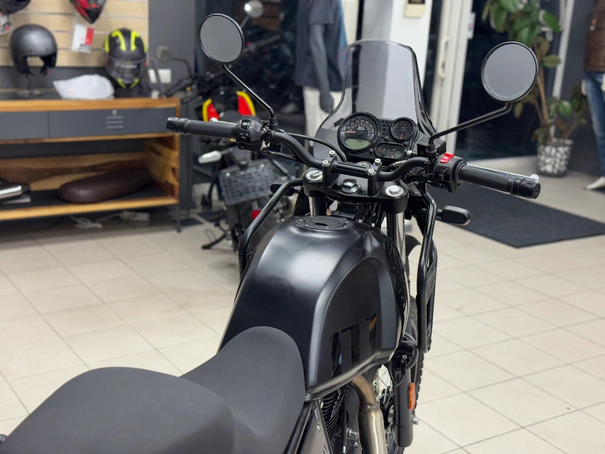 Royal Enfield Himalayan 411