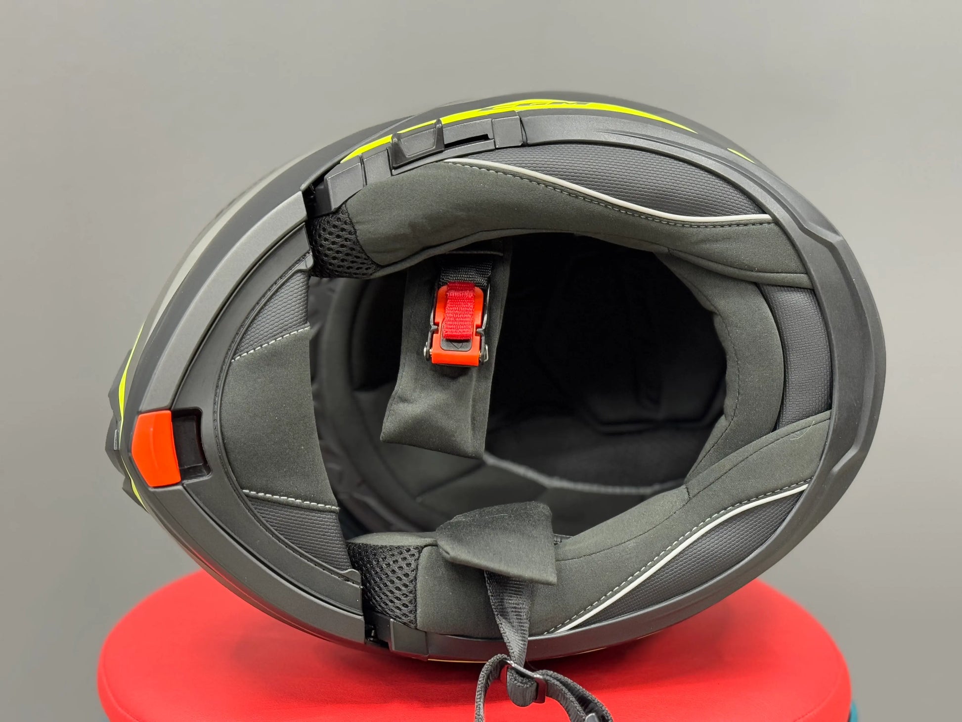 CGM full-face helmet