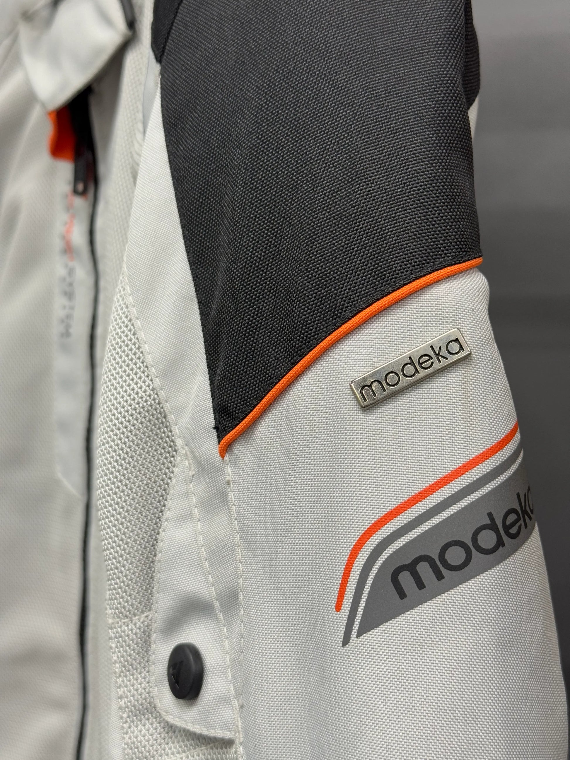 MODEKA Women’s Touring Jacket