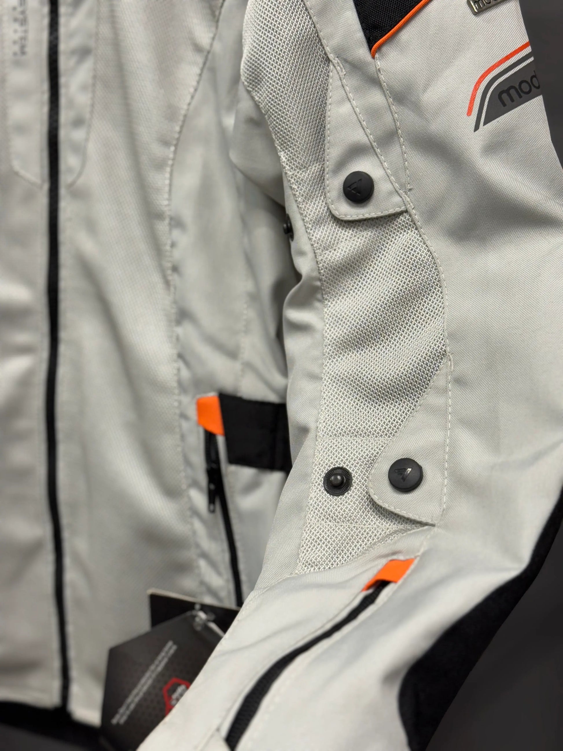 MODEKA Women’s Touring Jacket